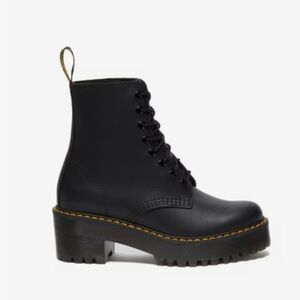 Dr. Martens Shriver Hi Wyoming ankle boots size 9 women’s